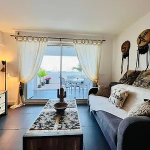 Pirate Of The Caribbean Sea View Apartment Marigot (Saint Martin)